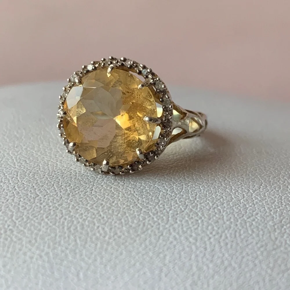 VINTAGE ROUND YELLOW CITRINE CZ STERLING SILVER RING